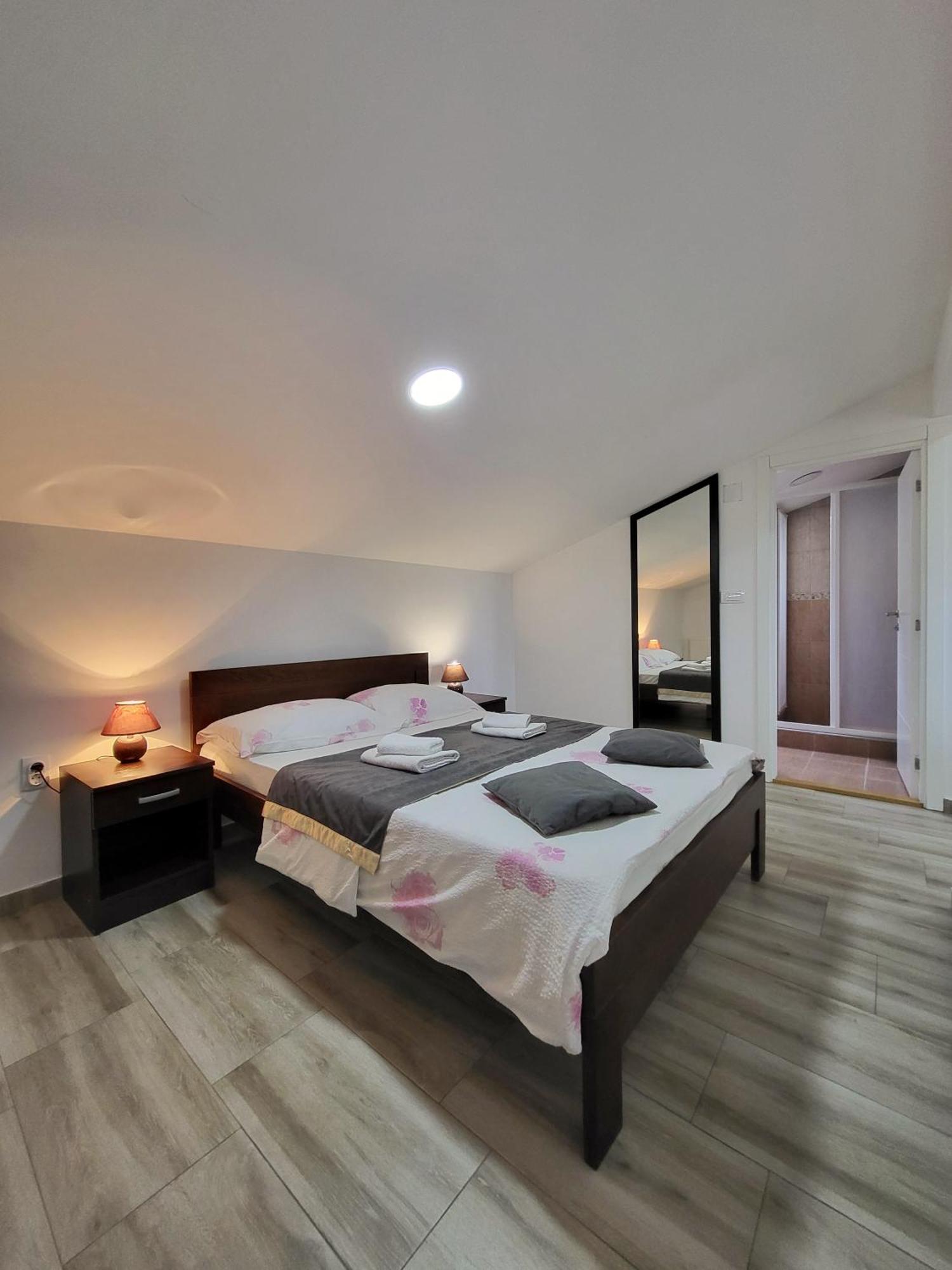 Apartmani Tarsko Jezero Zaovine Buitenkant foto