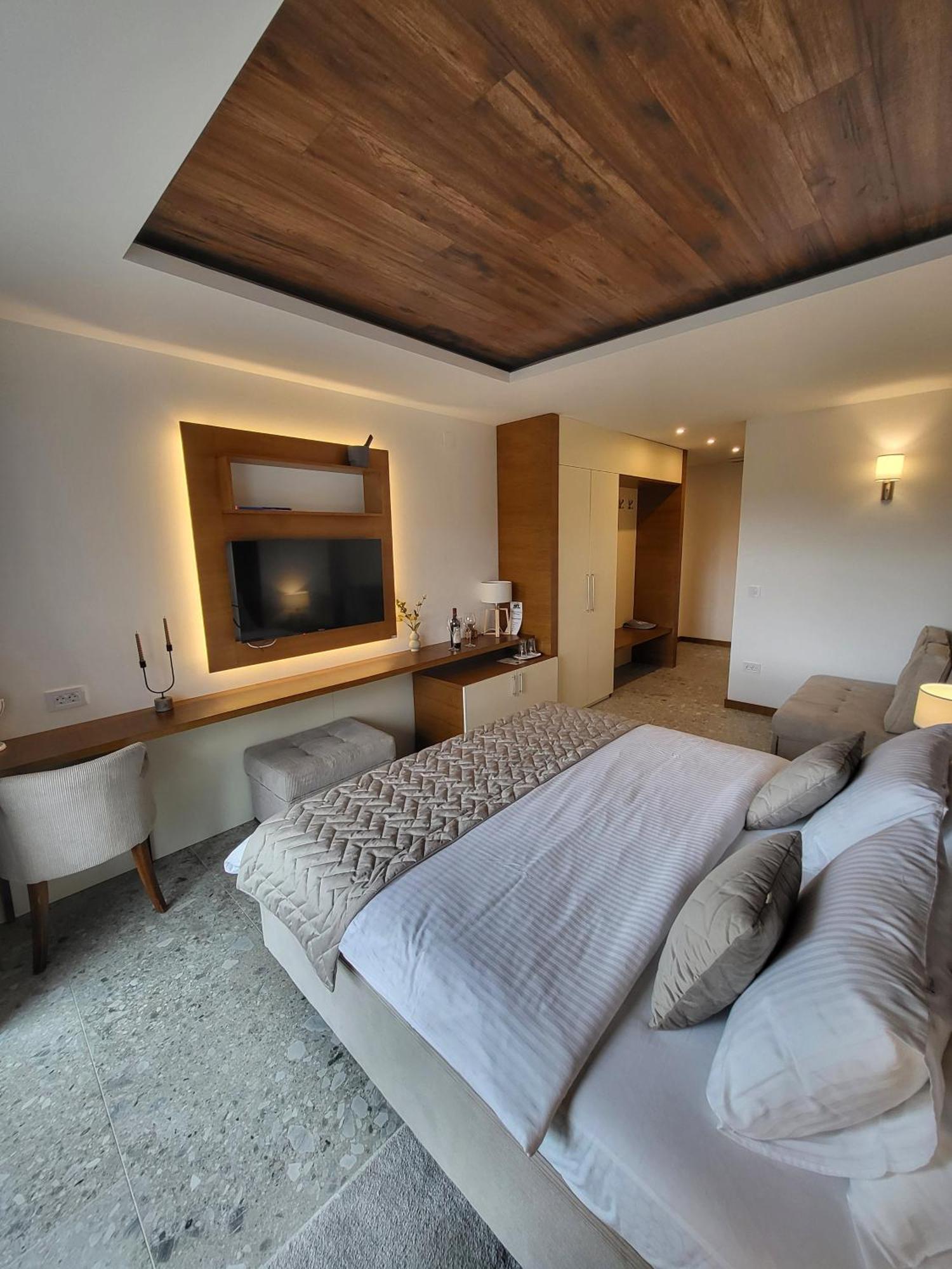 Apartmani Tarsko Jezero Zaovine Buitenkant foto
